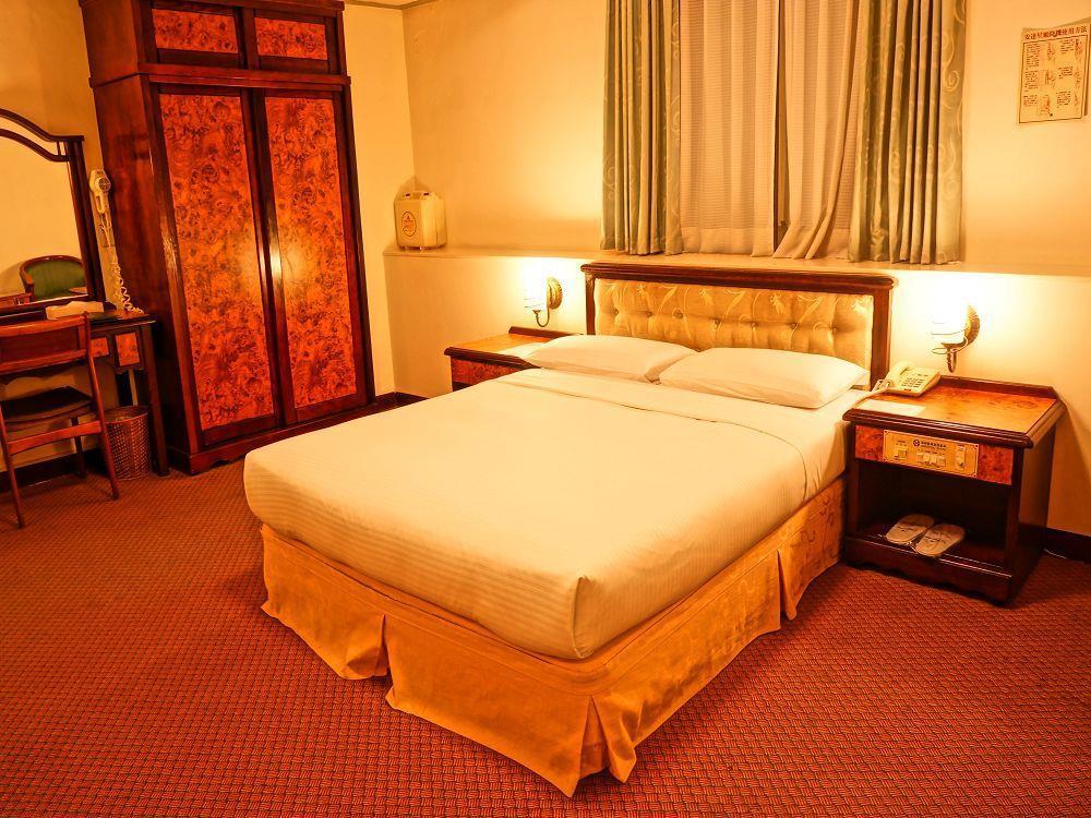 Hwa Du Hotel Tainan Zewnętrze zdjęcie
